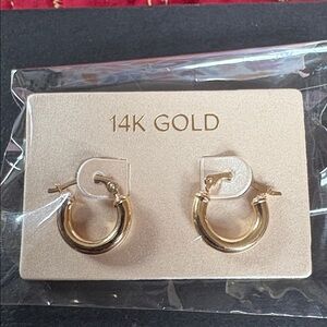 NWB 14K REAL GOLD HOOP EARRINGS ITALIAN .EXCELLENT POR WOMEN AND GIRL.